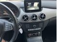 MERCEDES-BENZ B 200 2015/4 - 6
