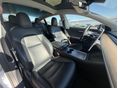 TESLA MODEL 3 2022/12 - 8