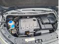 VOLKSWAGEN TOURAN 2011/3 - 12