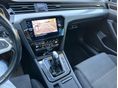 VOLKSWAGEN PASSAT 2022/3 - 5
