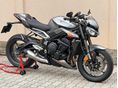 TRIUMPH STREET TRIPLE 2025/7 - 3