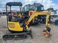 YANMAR VIO17 minikotró 1/39