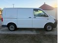 VOLKSWAGEN TRANSPORTER T6 2.0 TDi BMT RT E6 (3 személyes )