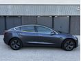 TESLA MODEL 3 2019/12 - 4