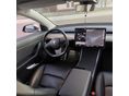 TESLA MODEL 3 2019/10 - 11