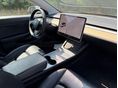 TESLA MODEL 3 2020/11 - 6
