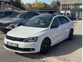 VOLKSWAGEN JETTA VI /// HIGHLINE R-LINE DSG F1 VÁLTÓ PAN-TETŐ BŐR NAVI-KAMERA KULCS NÉLKÜLI NY-Z-I