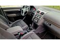 VOLKSWAGEN TOURAN 2010/3 - 24