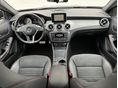 MERCEDES-BENZ GLA-OSZTÁLY 2015/11 - 10