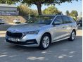 SKODA OCTAVIA Combi 1.5 TSI ACT e-TEC Ambition DSG / Mo.-i / 1. tul. / Valós km / Végig vez. szk. / 120.445 km! / Költségmentes!