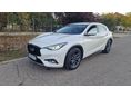 INFINITI Q30 2016/10 - 1