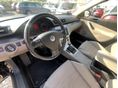 VOLKSWAGEN PASSAT 2006 - 8