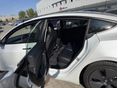 TESLA MODEL 3 2021/2 - 12