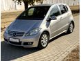 MERCEDES-BENZ A 180 2011/12 - 3