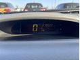 RENAULT TWINGO 2002/1 - 18