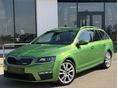 SKODA OCTAVIA Combi 2.0 CR TDI RS MANUÁLIS!EGYEDI SZÍN!ALUFELNI!RADAR!ÜFÜTÉS!FÉLBŐR!VHOROG!