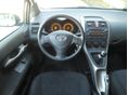 TOYOTA AURIS 2010/3 - 8