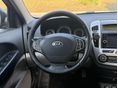 KIA CEE'D 2009/7 - 12