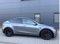 TESLA MODEL Y 2023/2 - 10