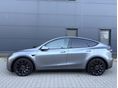 TESLA MODEL Y 2023/2 - 3