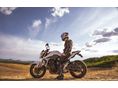 SUZUKI GSR 750 2015 - 1