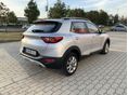 KIA STONIC 2023/1 - 3