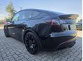 TESLA MODEL Y 2023/2 - 3