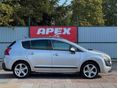 PEUGEOT 3008 2009/9 - 7