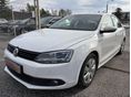 VOLKSWAGEN JETTA 1.4 TSI Comfortline DIG.KLIMA ÜLÉSFŰTÉS VÉGIG VEZETETT SZERVIZKÖNYVES