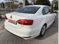 VOLKSWAGEN JETTA 2012/1 - 4