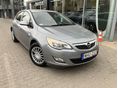 OPEL ASTRA J 1.4 Enjoy Magyar. Szervizkönyv