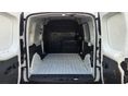 RENAULT KANGOO 2017/4 - 9