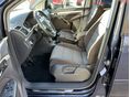 VOLKSWAGEN TOURAN 2011/7 - 8