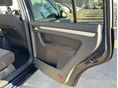 VOLKSWAGEN TOURAN 2011/7 - 16