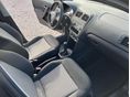 VOLKSWAGEN POLO 2011 - 8