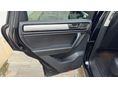 VOLKSWAGEN TOUAREG 2011/3 - 22