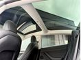 TESLA MODEL 3 2023/10 - 19
