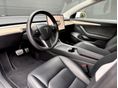 TESLA MODEL 3 2023/10 - 22
