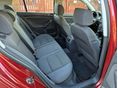 VOLKSWAGEN GOLF V 2004/8 - 6
