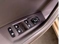 VOLKSWAGEN TOUAREG 2018/11 - 15