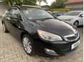 OPEL ASTRA J Sports Tourer 1.7 CDTI Cosmo 17-es ALU.ÜLÉS-KORMÁNYFŰTÉS.DIGIT KLÍMA.BŐR-SZÖVET.MULTIKORMÁNY.TEMPOMAT.PDC