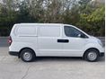 HYUNDAI H-1 2017/6 - 4