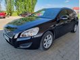 VOLVO V60 2011/9 - 10