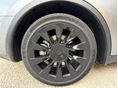 TESLA MODEL Y 2023/11 - 9