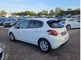 PEUGEOT 208 2018/2 - 5