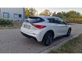 INFINITI Q30 2016/10 - 3
