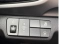 KIA STONIC 2018/7 - 12