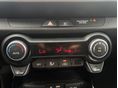 KIA STONIC 2018/7 - 16