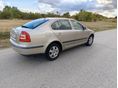 SKODA OCTAVIA 2005/5 - 6