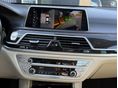 BMW 740 2017/1 - 16